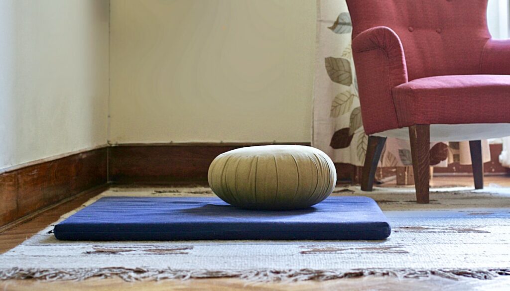 Meditation cushion